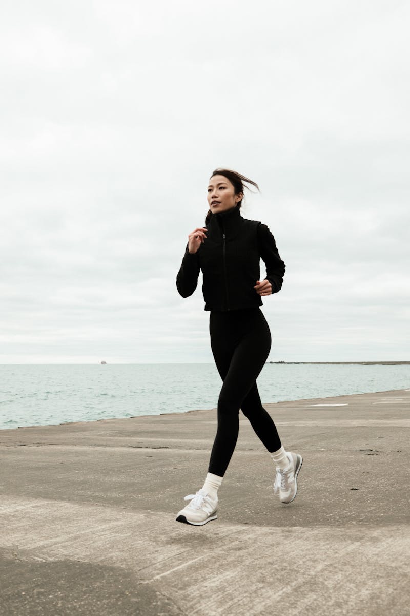 辦公室久坐的健康影響和對策